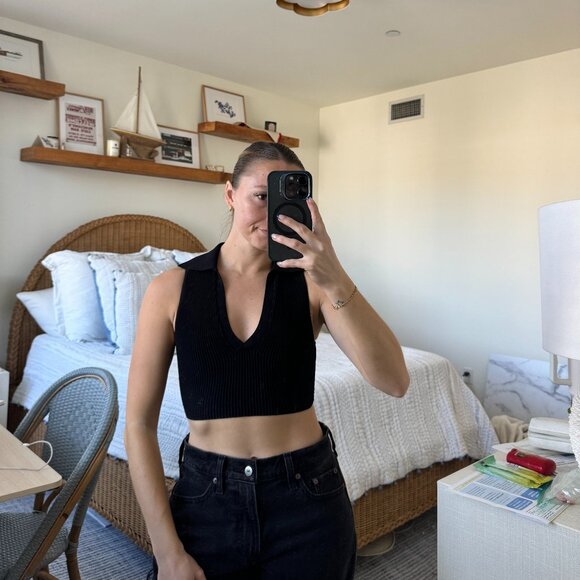 Aritzia Black Sculpt Knit Tank - Picture 5 of 5